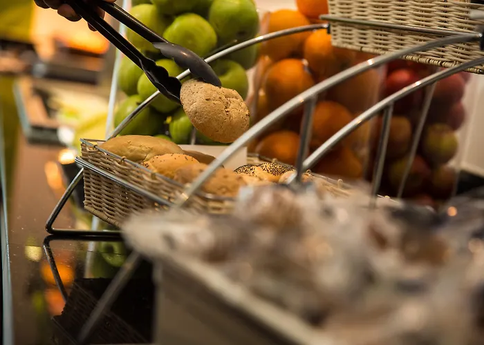 Holiday Inn Express London Stratford By Ihg